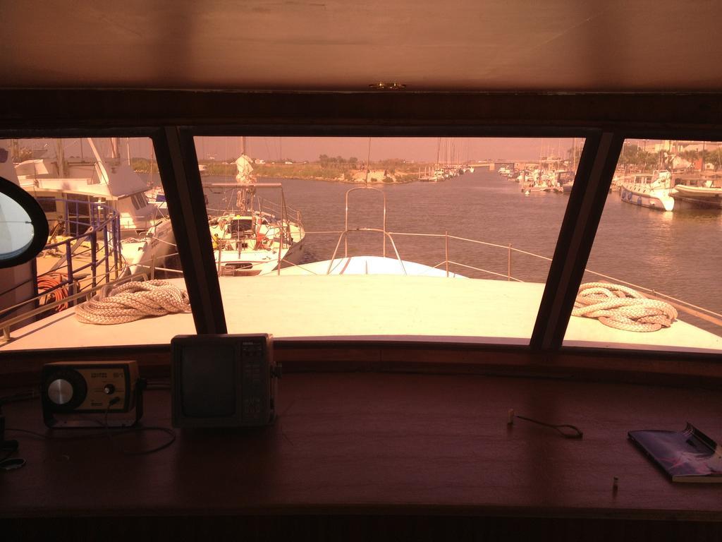 Yacht Bateau Moteur Benetti 19M Sete Exterior photo